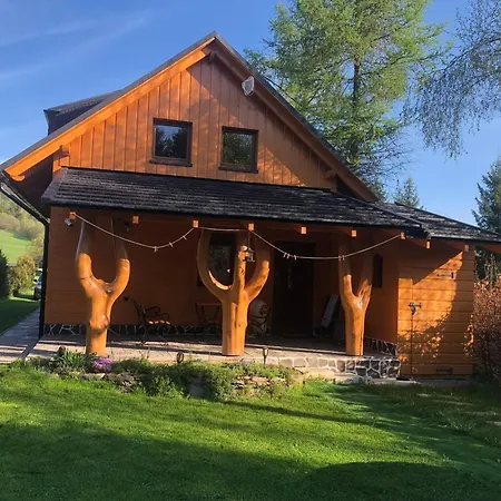 Pri Potoku * Hrustin